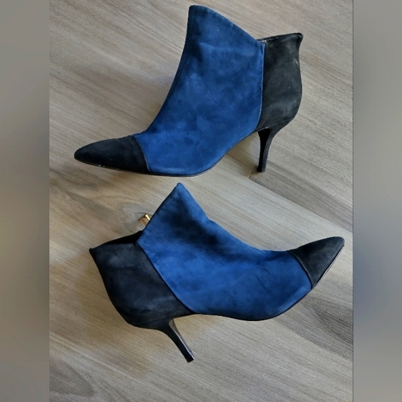 SCHUTZ SUEDE ANKLE BOOTS - Picture 2 of 4